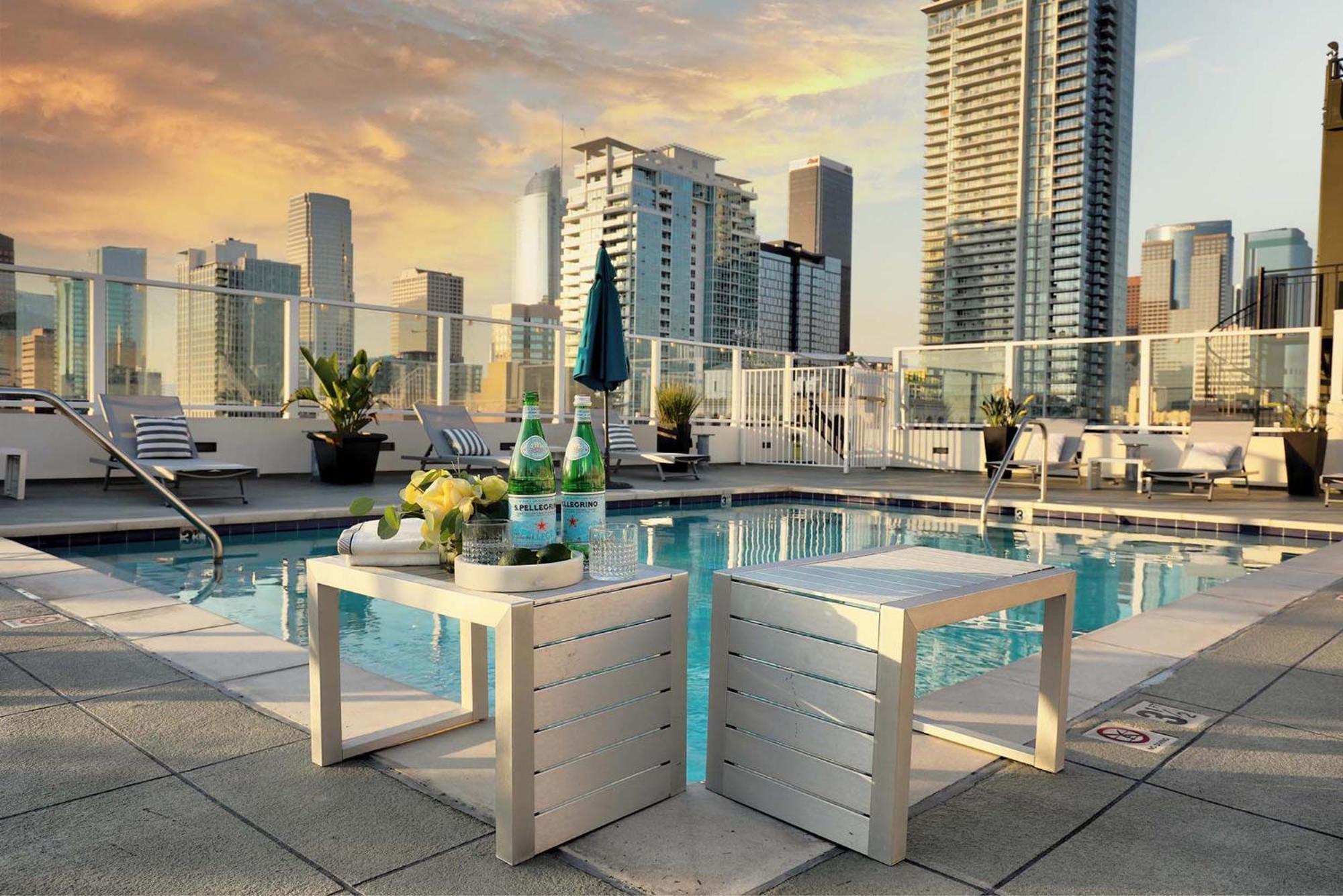 Appartamento Downtown La's Requested Property, Sleeps 4 With Free Parking! Los Angeles